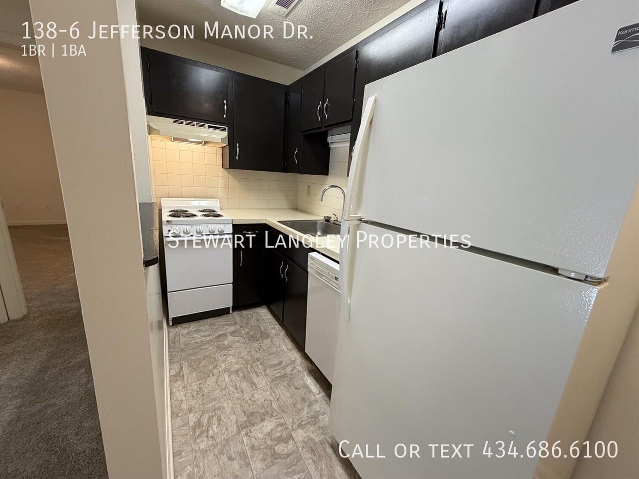138 Jefferson Manor Dr Apt 6 - Photo 4 of 22