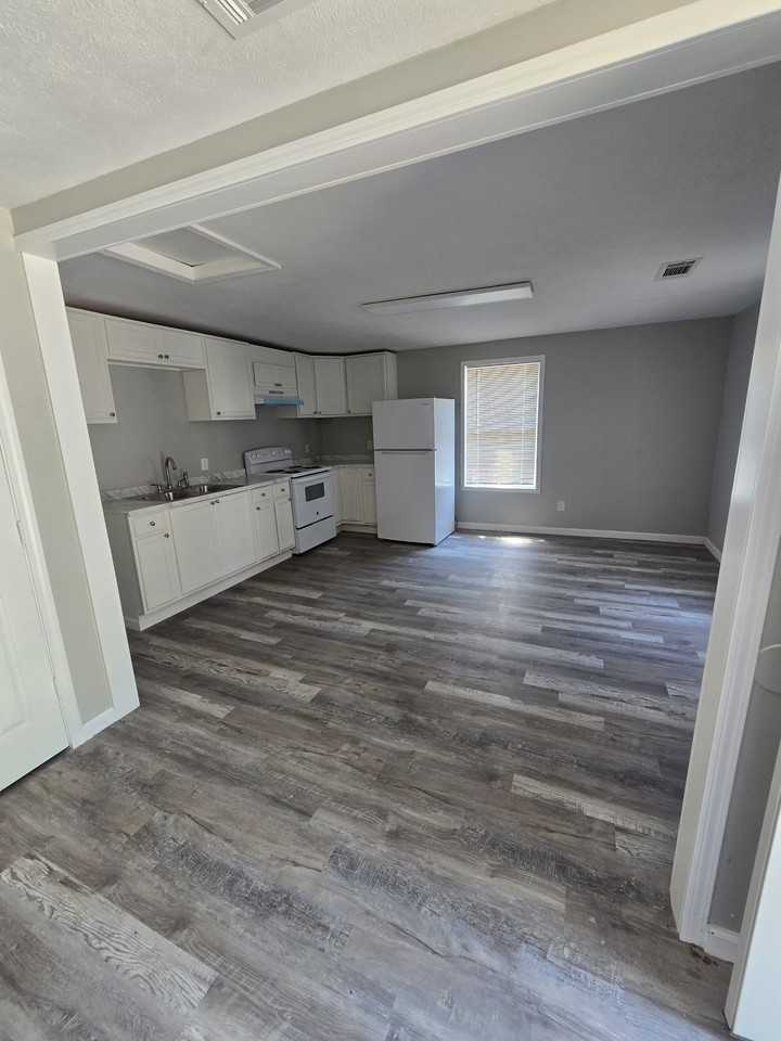 3741C Old 41 Hwy Nw - Photo 3 of 6