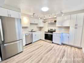 301 Columbia Rd #2 - Photo 1 of 1