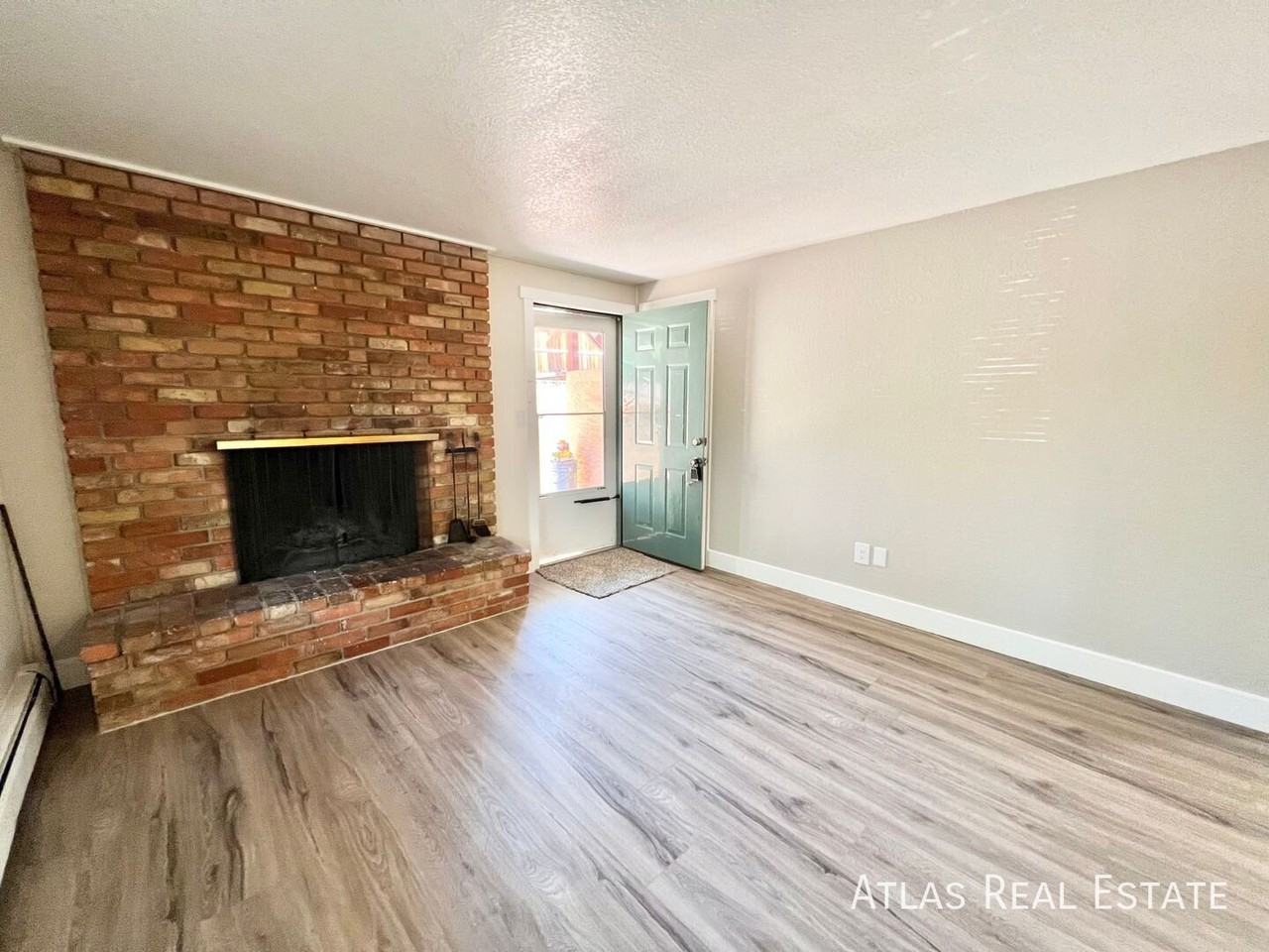 301 Columbia Rd #2 - Photo 4 of 17