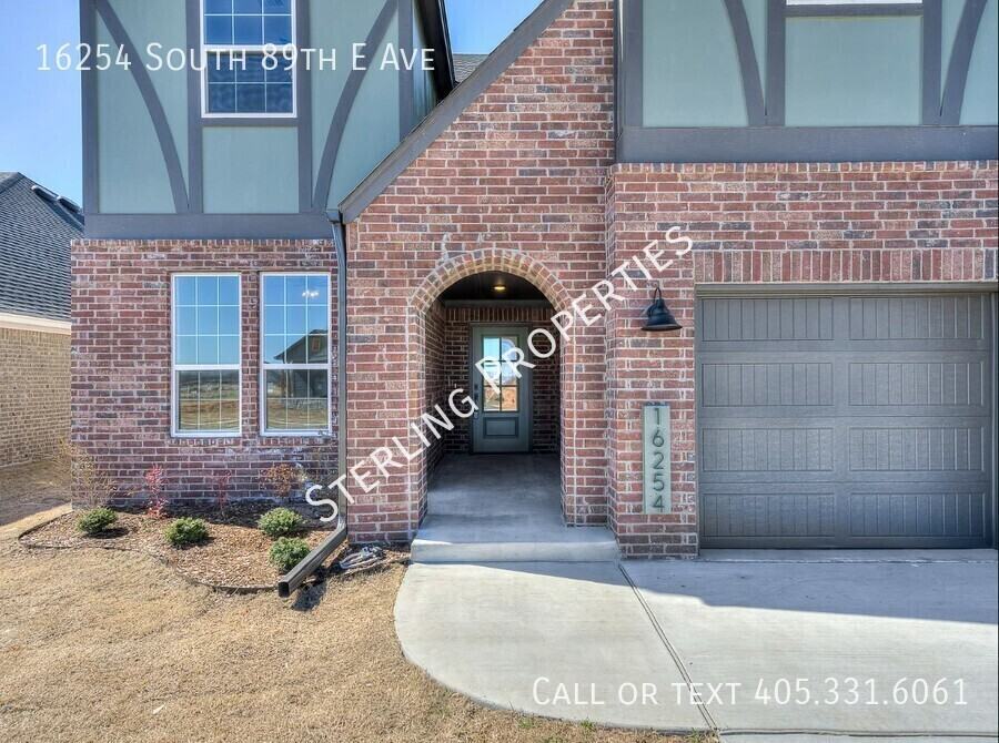 16254 S 89th East Ave - Photo 2 of 50
