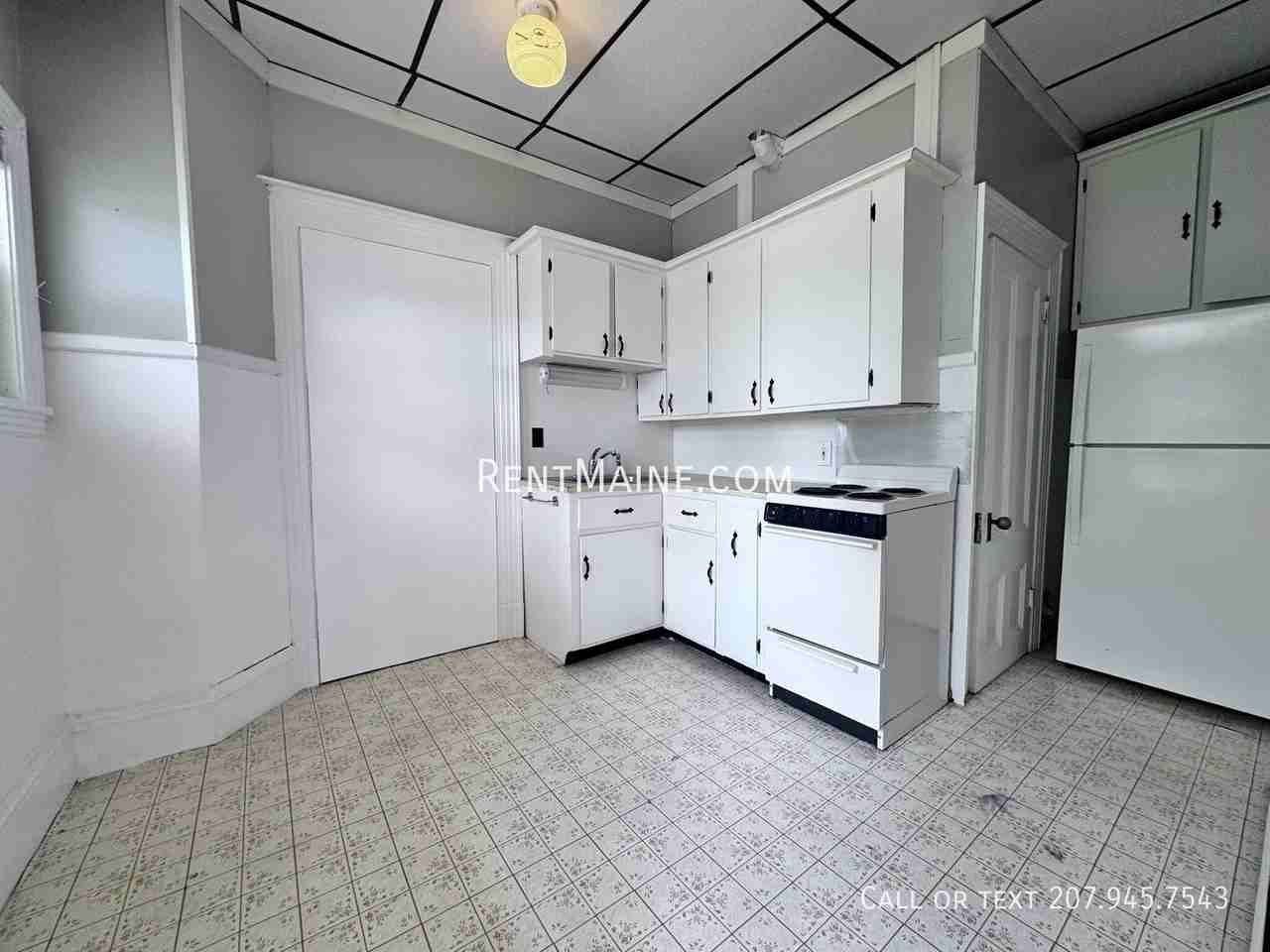 1 Newhall St #1 - Photo 5 of 8