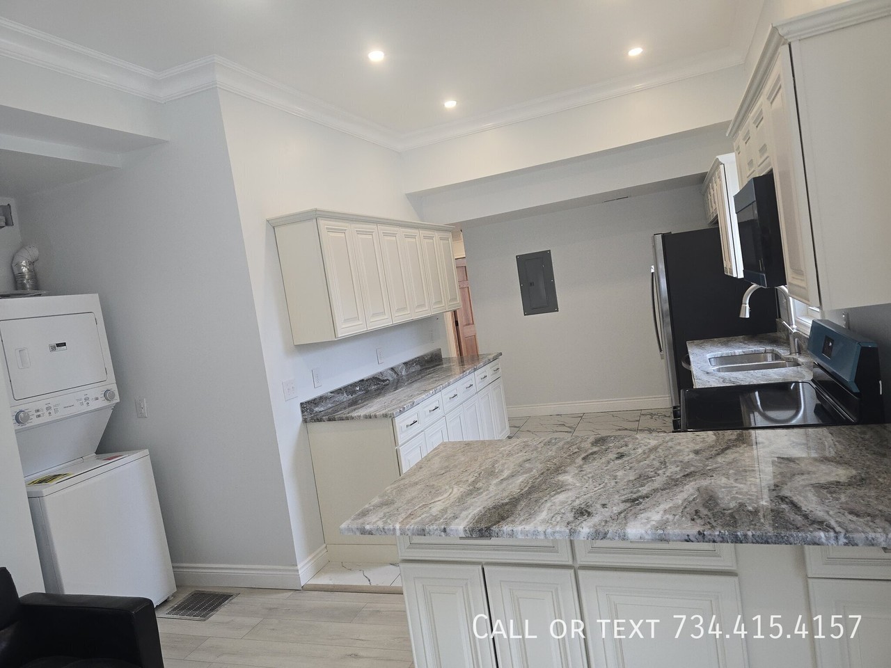 426 S 4th Ave #2 - Photo 5 of 25