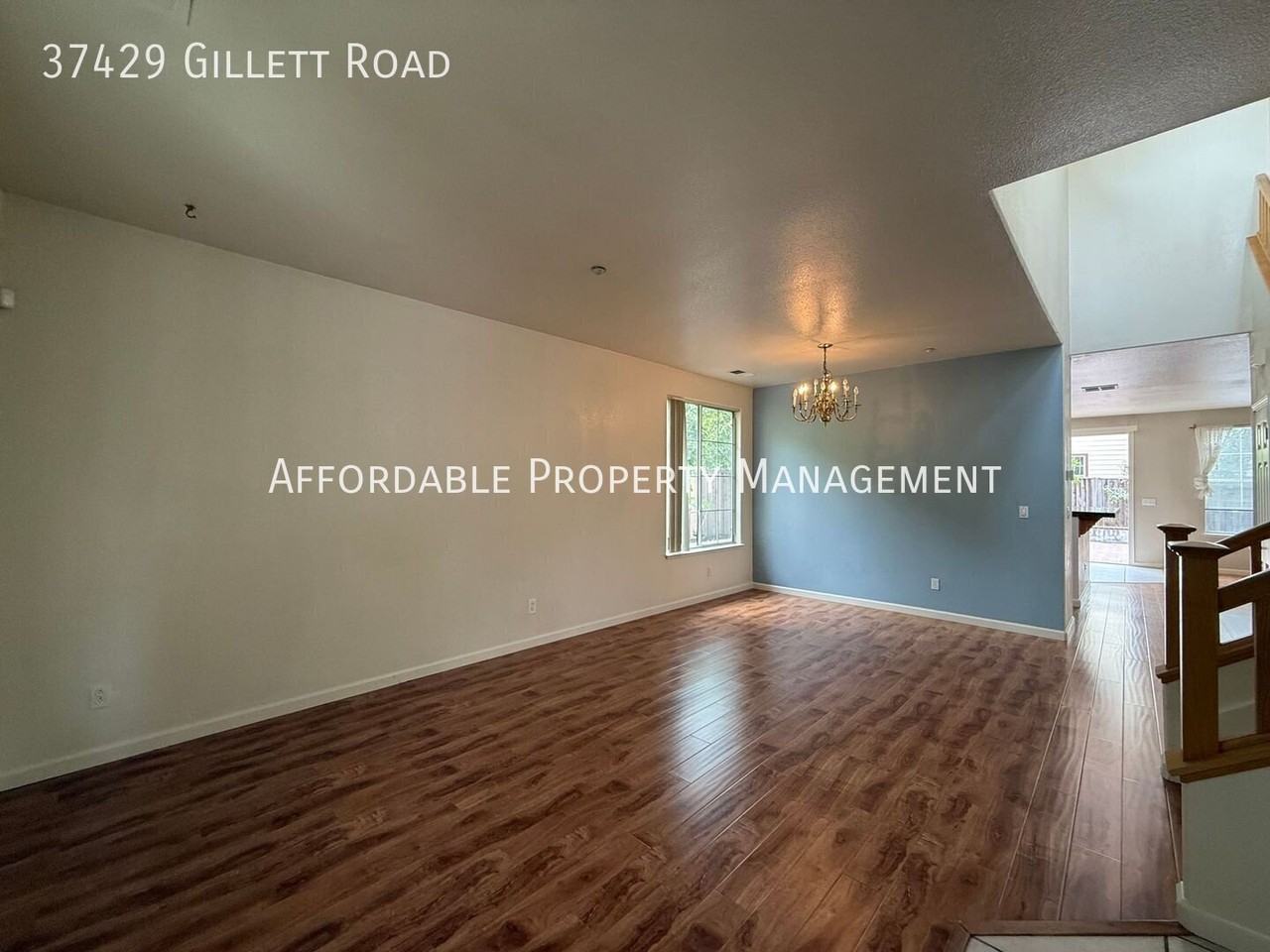 37429 Gillett Rd - Photo 3 of 28