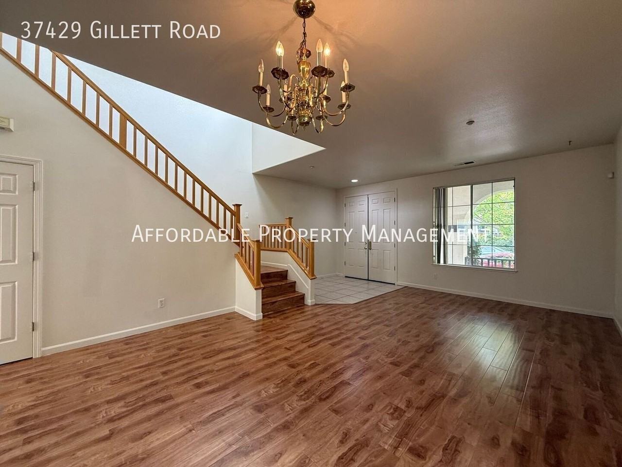 37429 Gillett Rd - Photo 5 of 28