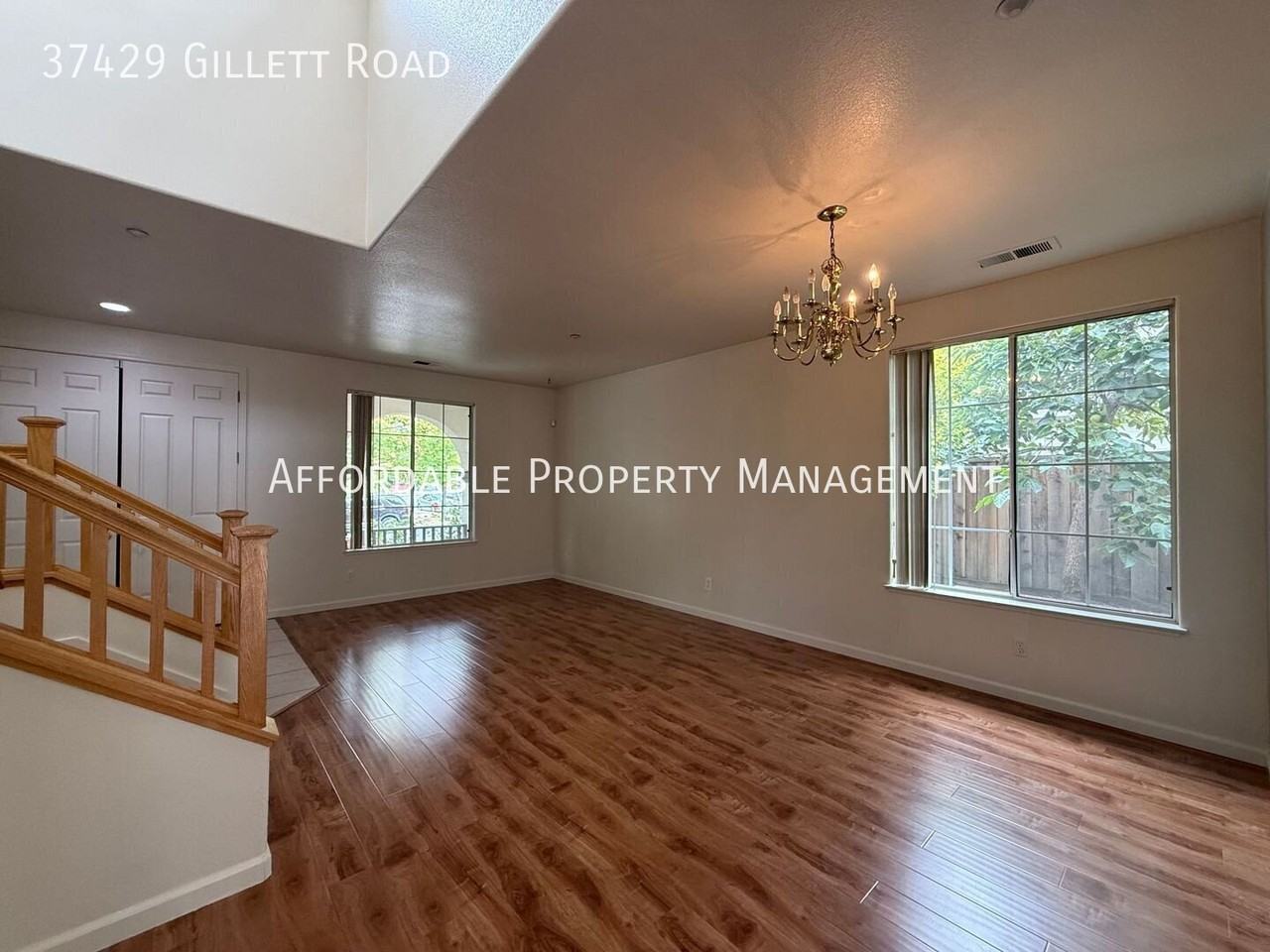 37429 Gillett Rd - Photo 6 of 28