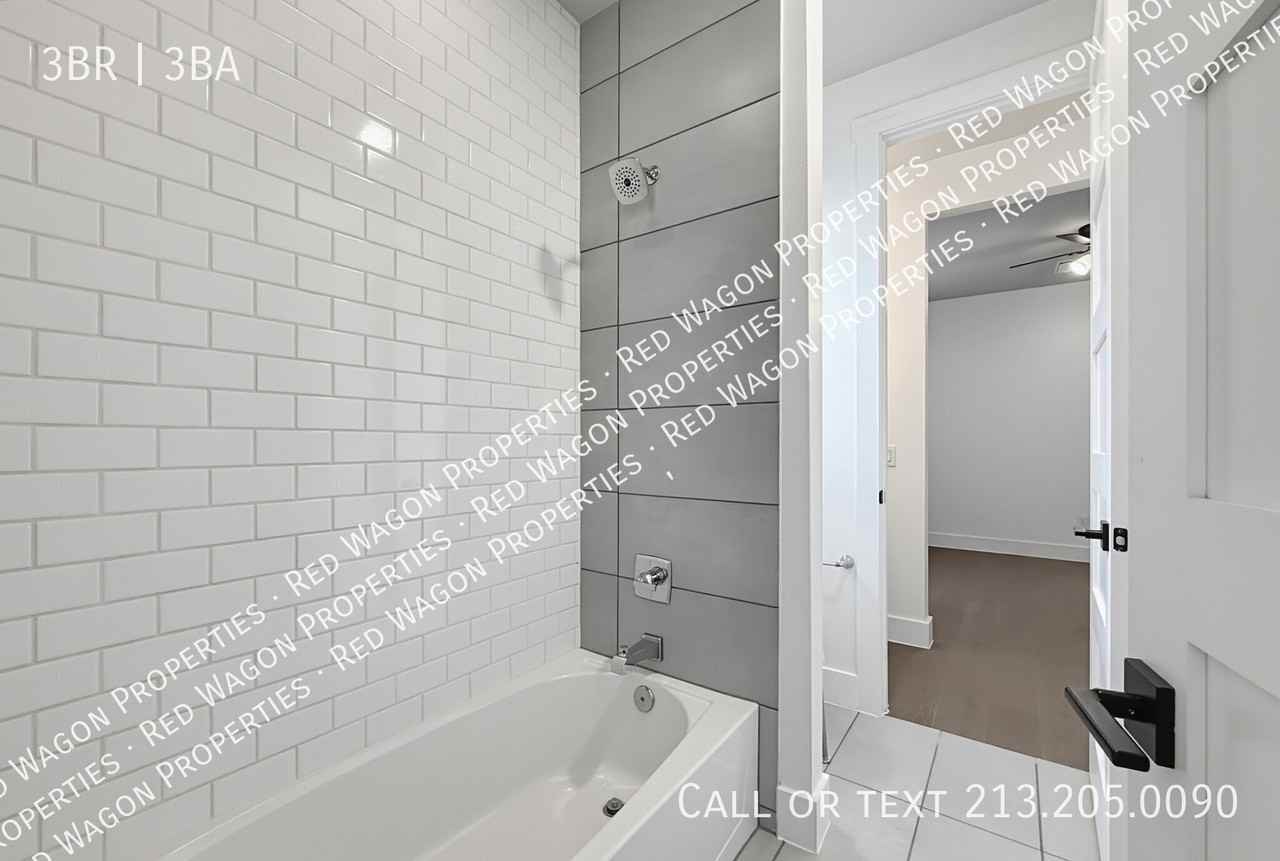 311 E Evergreen St #18BLDG18 - Photo 7 of 38