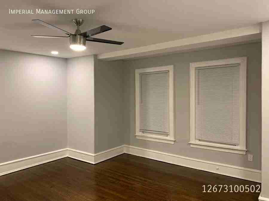 542 W King St #A4 - Photo 5 of 31