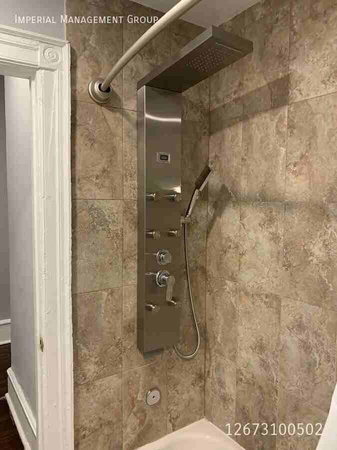 542 W King St #A4 - Photo 7 of 31