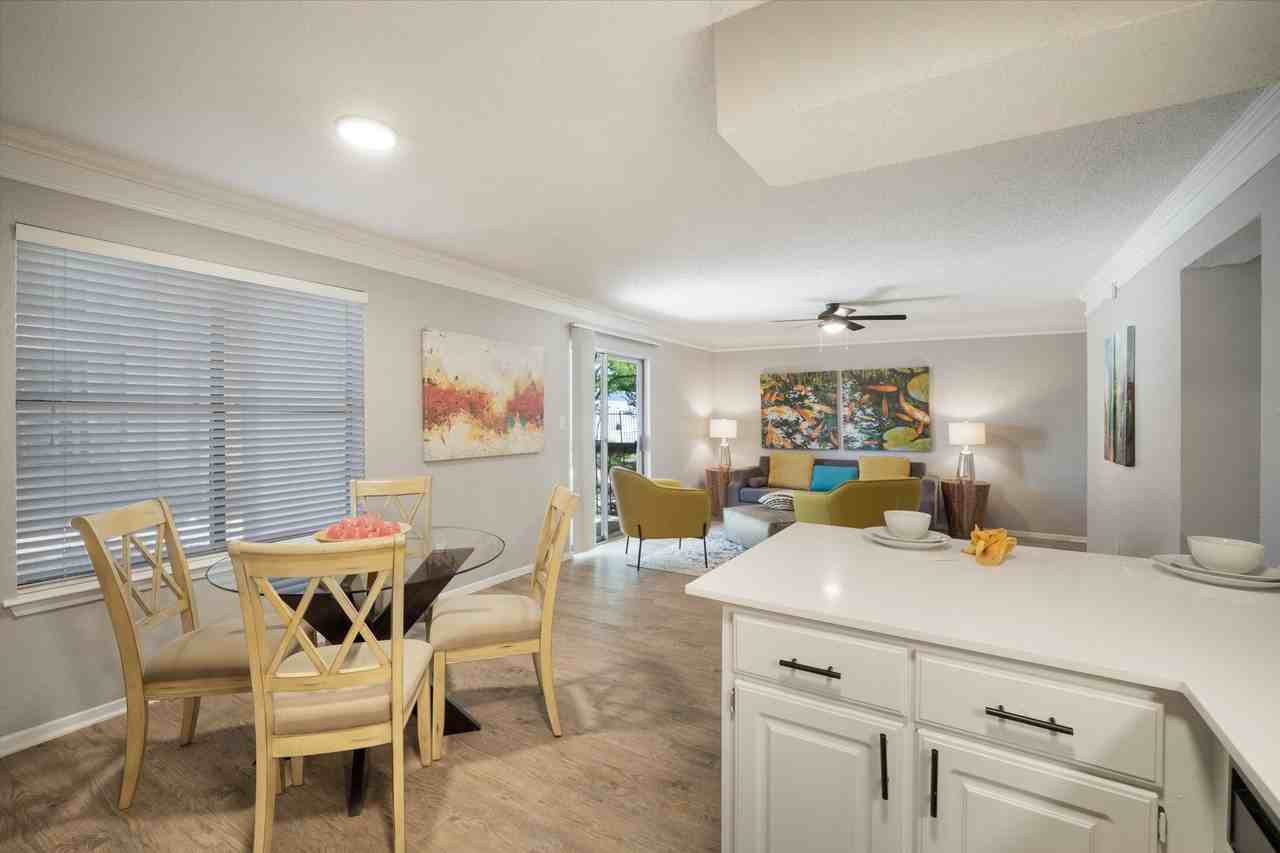 5200 N Lamar Boulevard - Photo 4 of 31