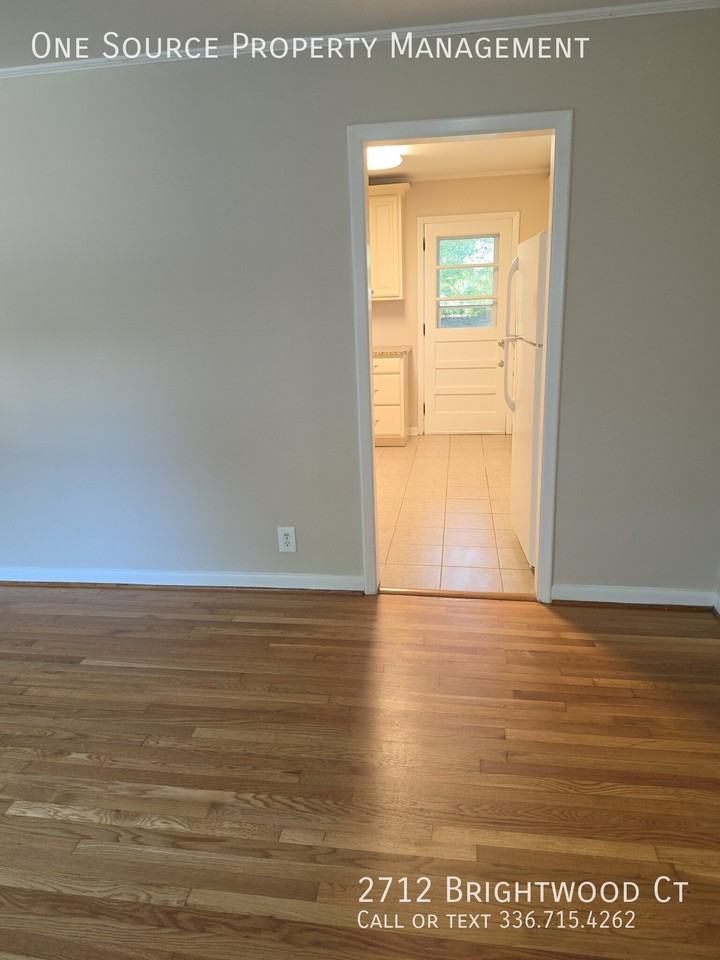 2712 Brightwood Ct - Photo 3 of 24