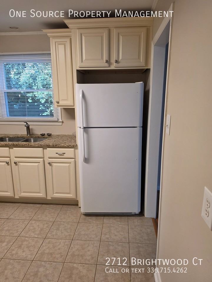2712 Brightwood Ct - Photo 6 of 24
