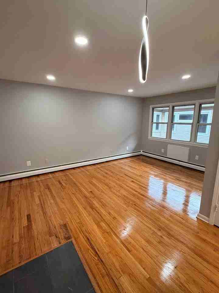 437 Elmora Ave #37 - Photo 6 of 7