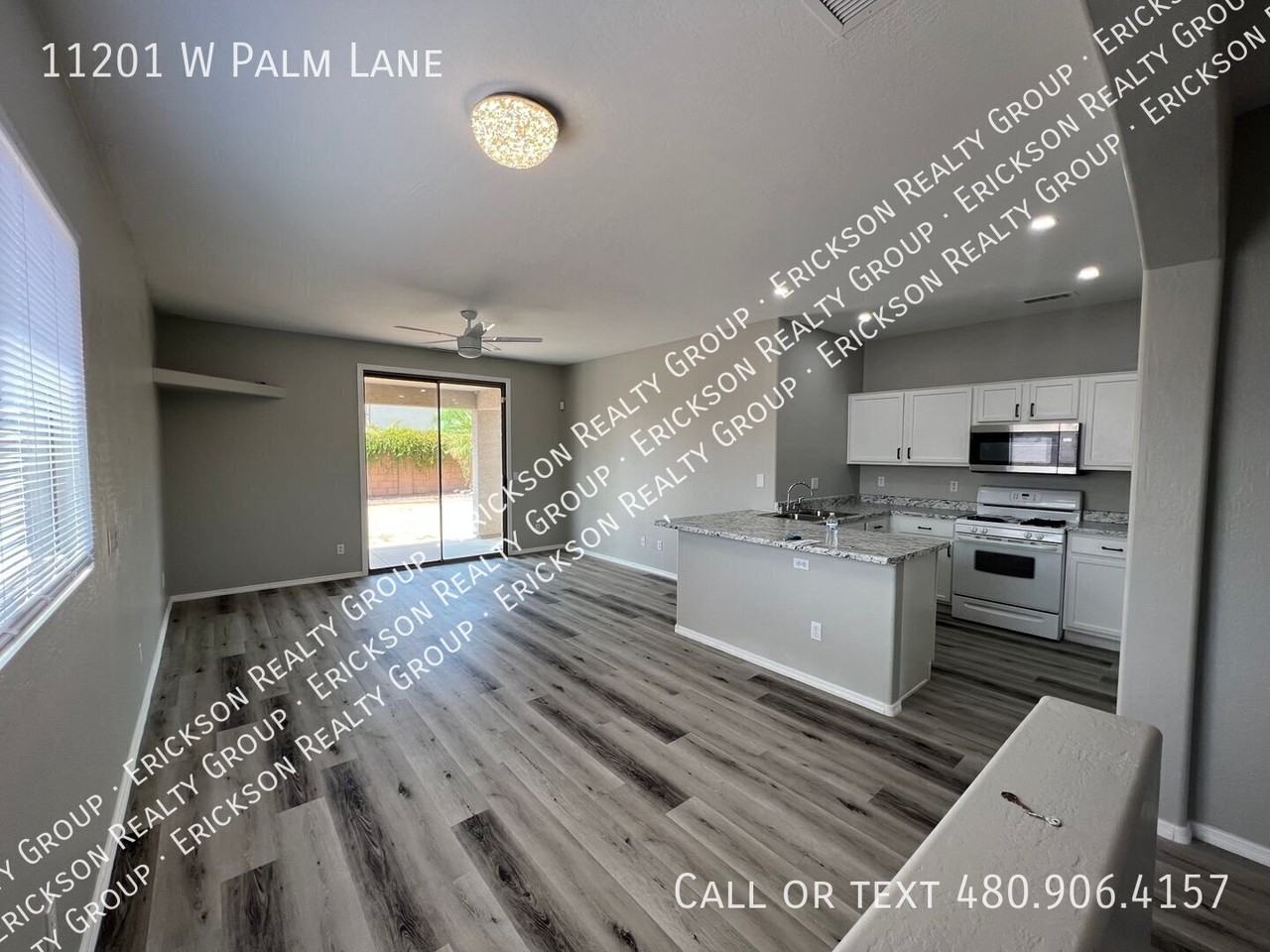 11201 W Palm Ln - Photo 2 of 17