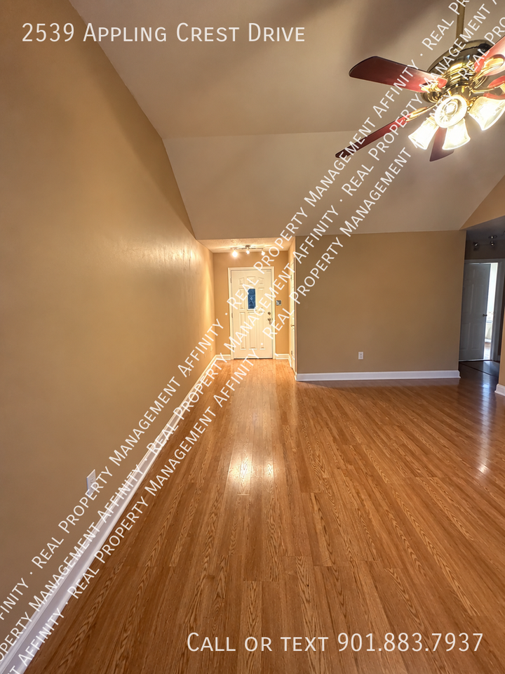 2539 Appling Crest Dr - Photo 2 of 29