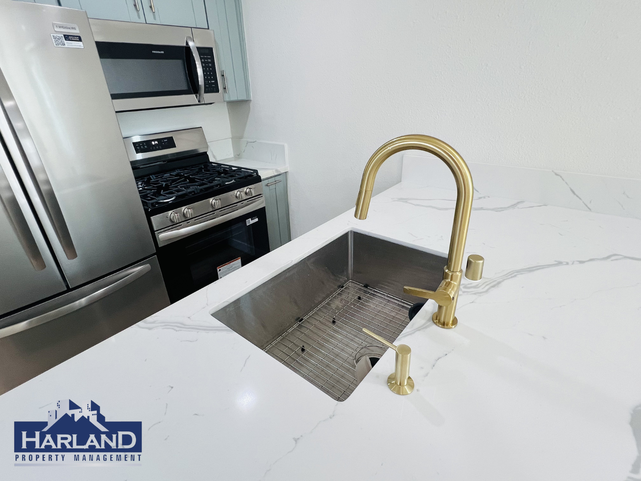 3845 Menlo Ave - Photo 4 of 16