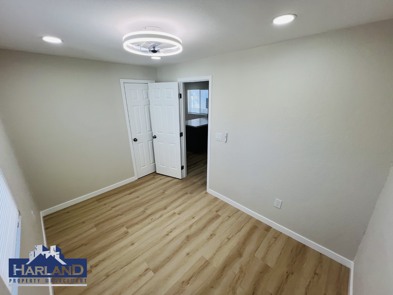 3845 Menlo Ave - Photo 7 of 16