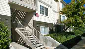 featured image of 2308 Sunnybrook Dr #201