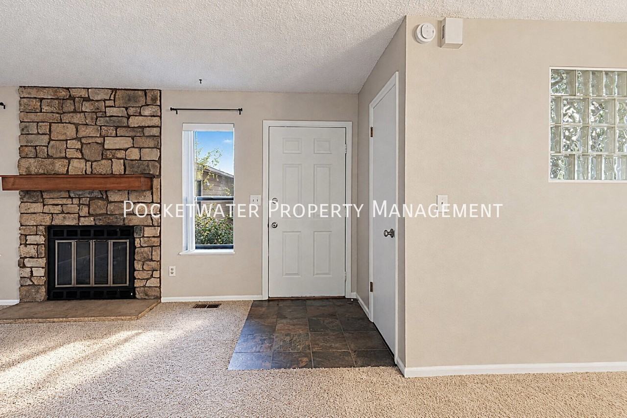 6225 Willow Ln - Photo 2 of 23