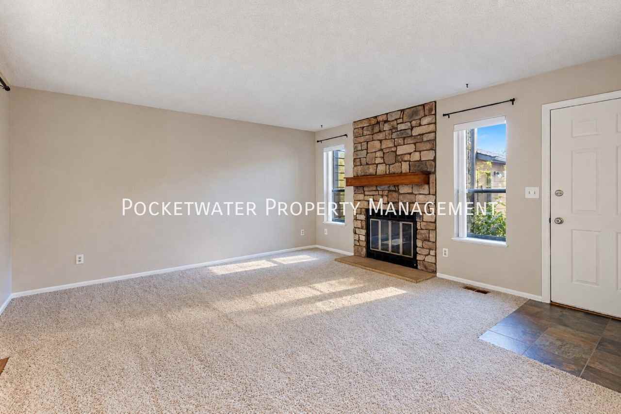 6225 Willow Ln - Photo 3 of 23