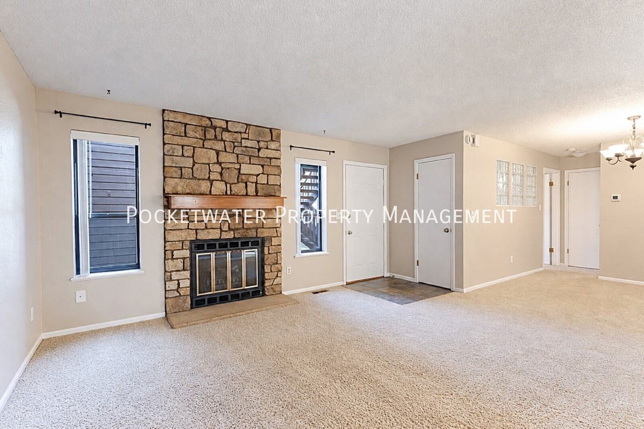 6225 Willow Ln - Photo 4 of 23