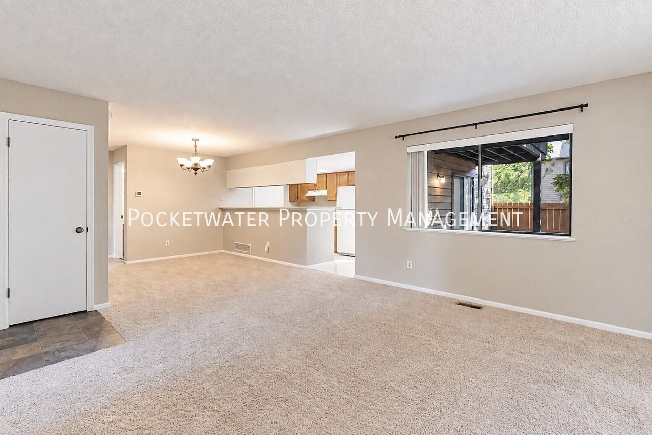 6225 Willow Ln - Photo 6 of 23