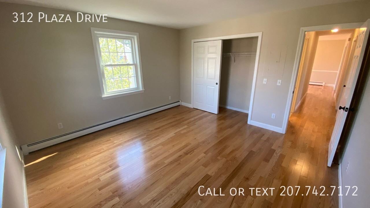 312 Plaza Dr - Photo 5 of 30