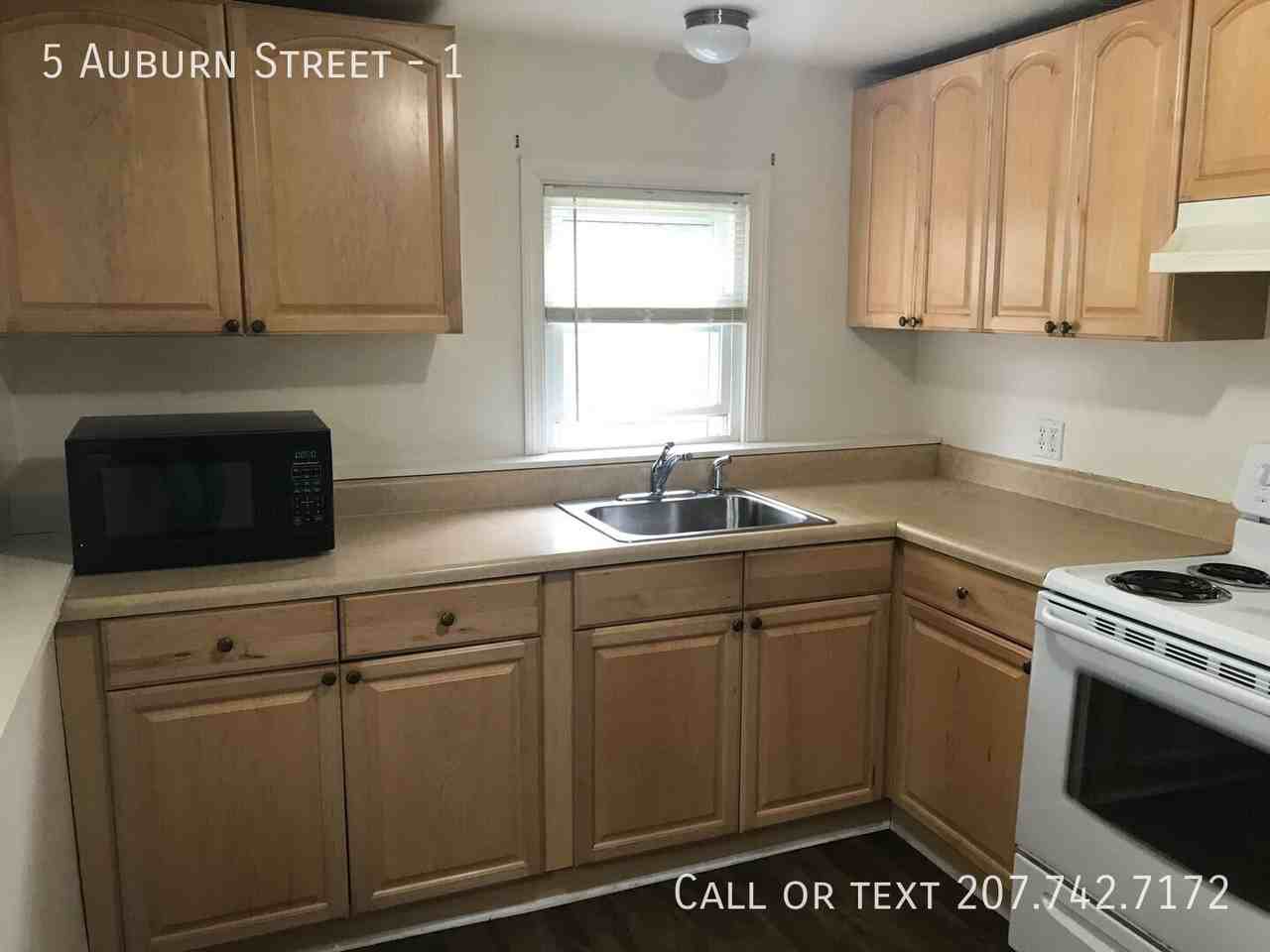 5 Auburn St #1 - Photo 2 of 28