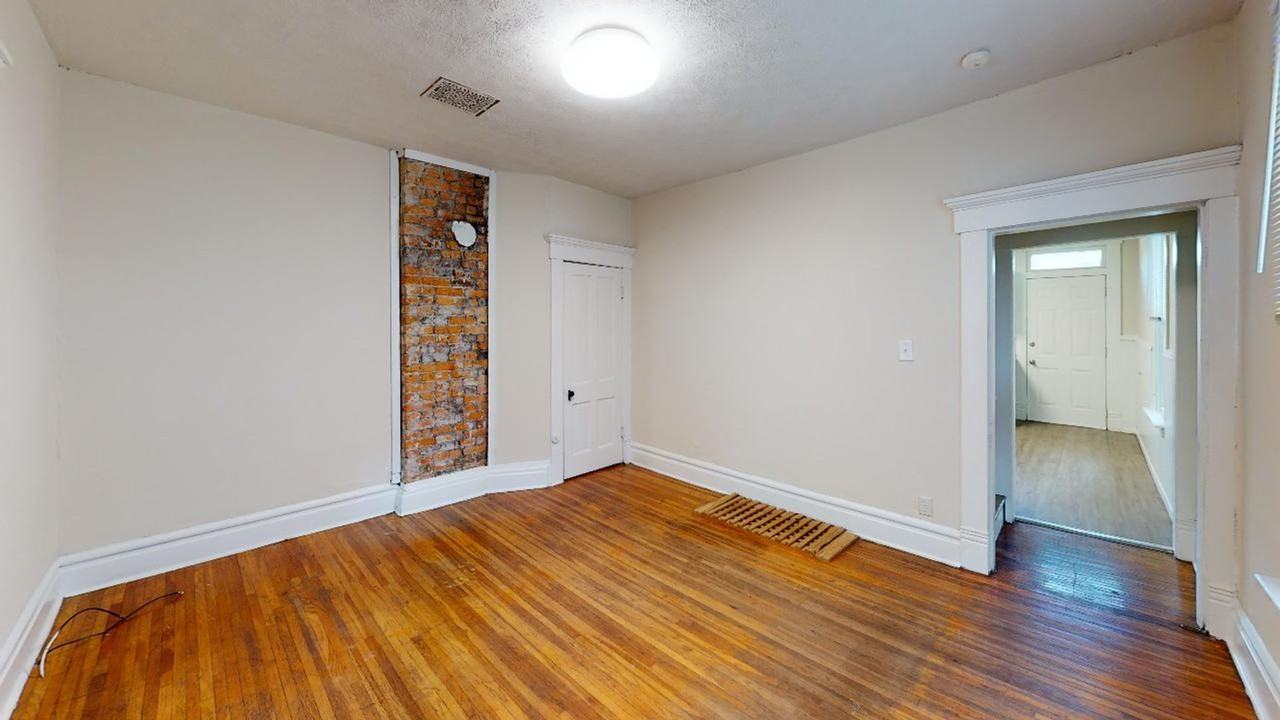 56 W Blake Ave - Photo 6 of 14