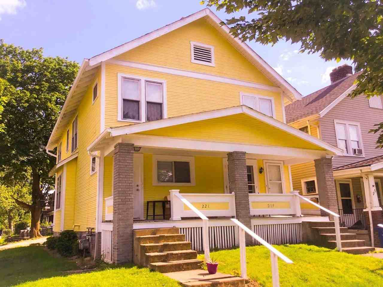 219 Clinton St - Photo 2 of 16