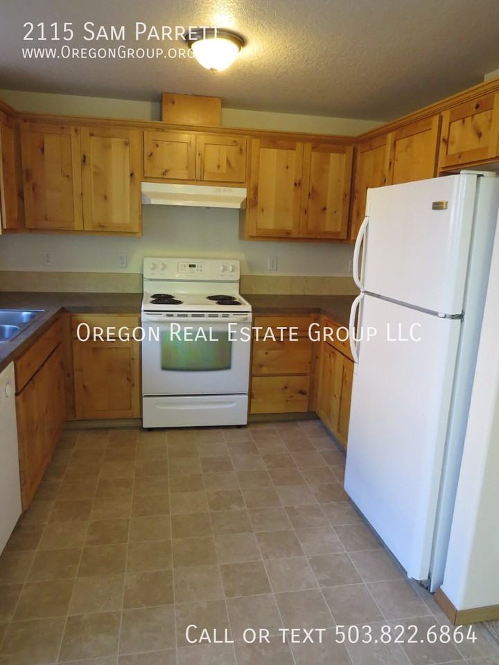 2115 E Sam Parrett Dr - Photo 5 of 23