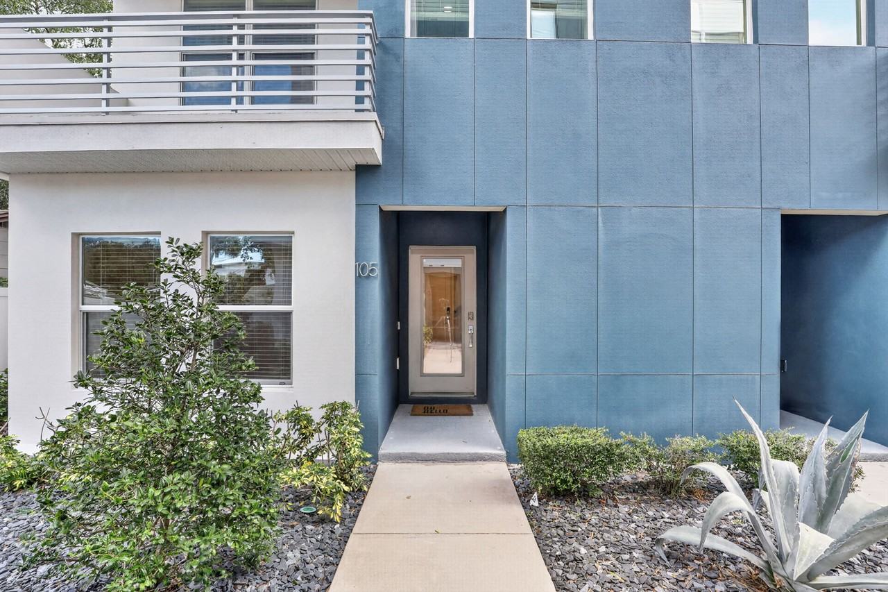 105 W Grant St #1