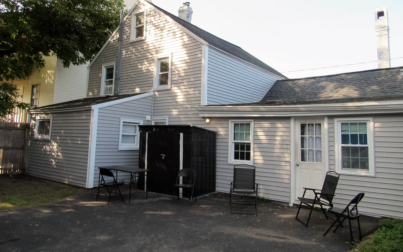 164 Douglas St - Photo 3 of 3