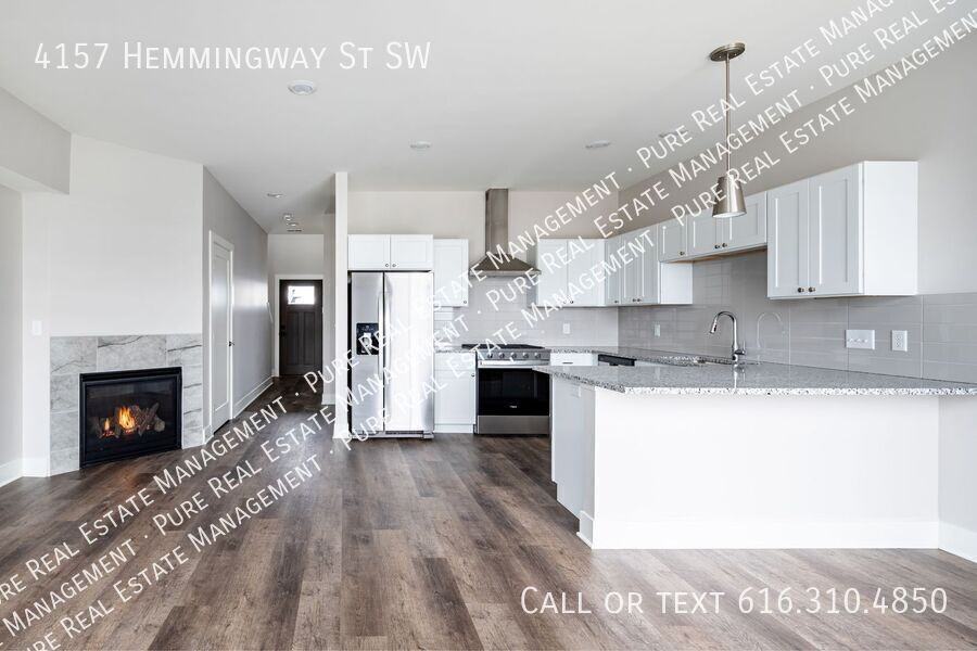 4157 Hemmingway St Sw - Photo 2 of 31