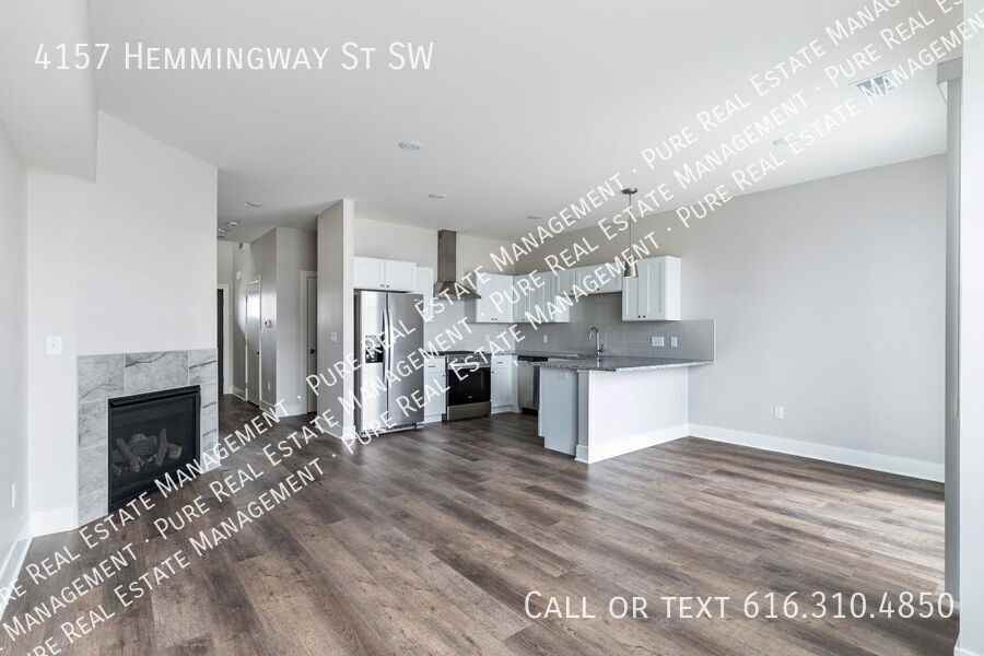 4157 Hemmingway St Sw - Photo 3 of 31