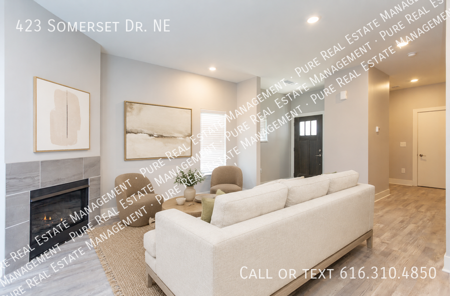 423 Somerset Dr Ne - Photo 4 of 41