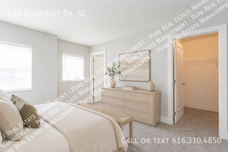 423 Somerset Dr Ne - Photo 6 of 41