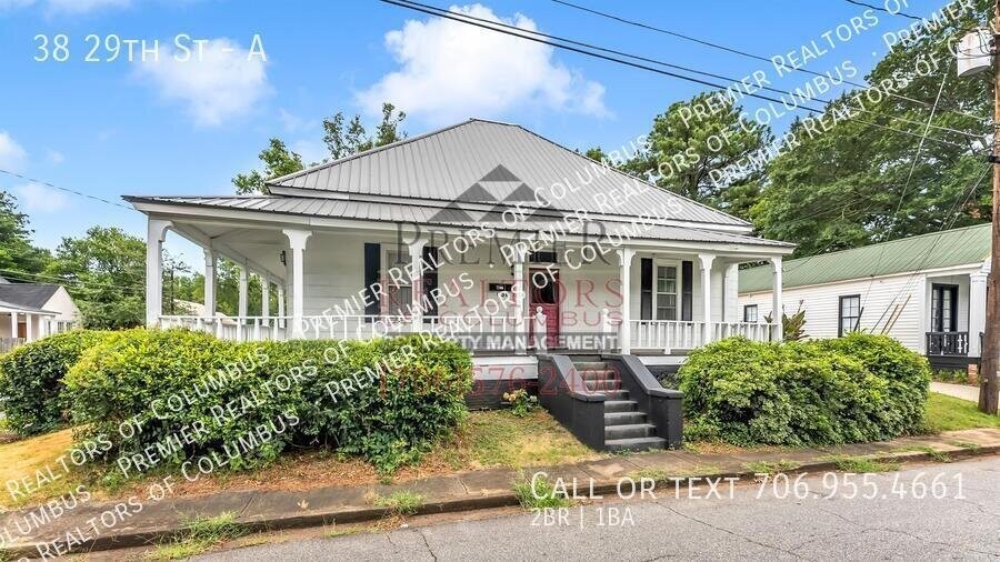 38 29th St #A - Photo 2 of 24