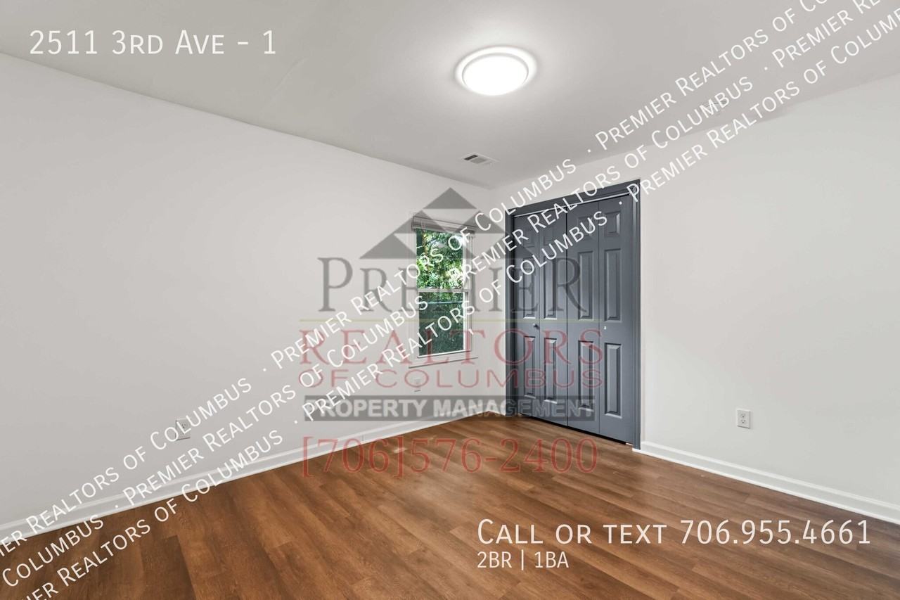 2511 3rd Ave #1 - Photo 4 of 25