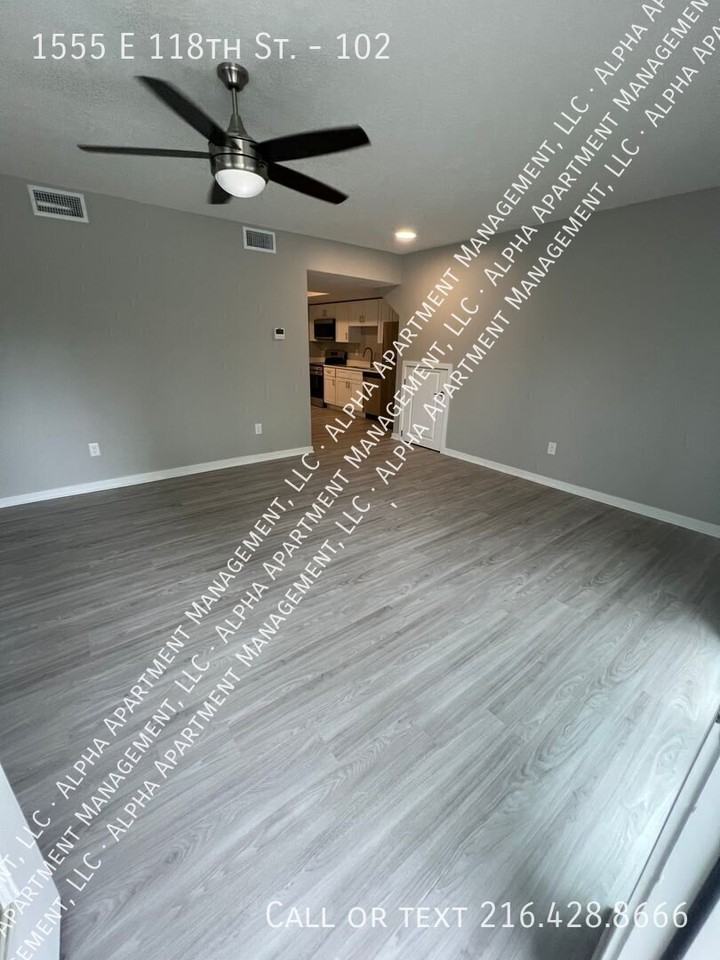 1555 E 118th St #102 - Photo 4 of 12