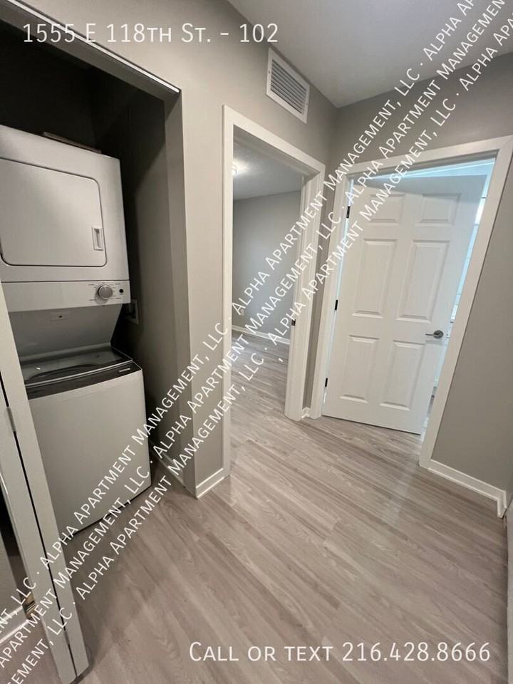 1555 E 118th St #102 - Photo 7 of 12