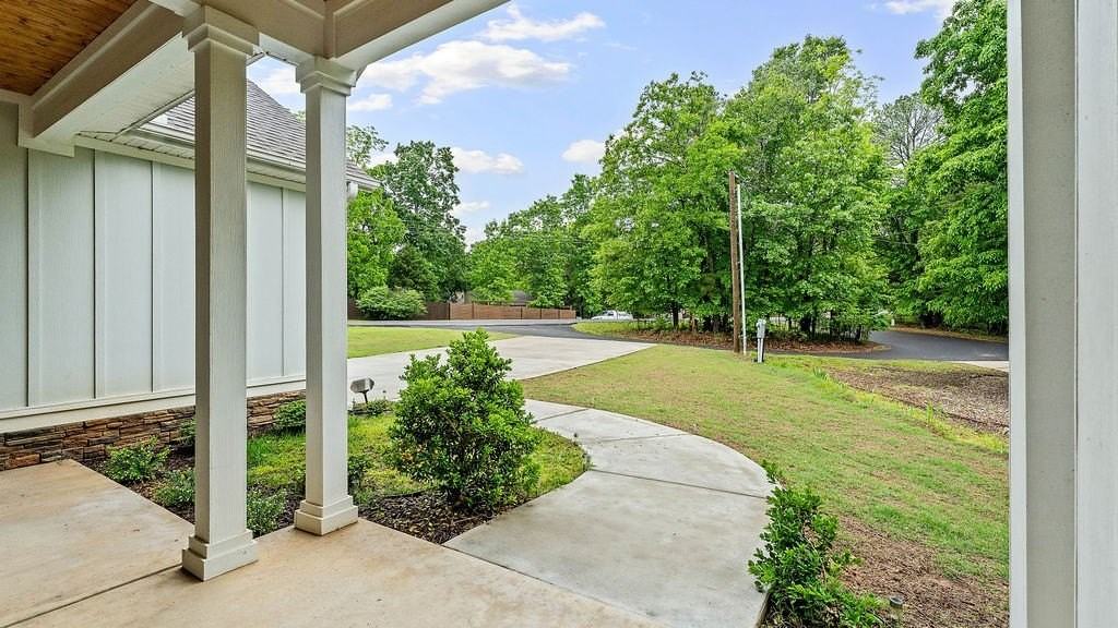 3 Donington Cir - Photo 5 of 50