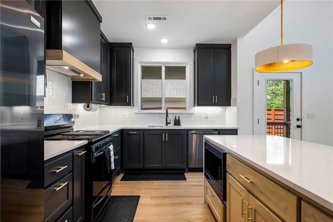 17 Rupert Ln - Photo 7 of 23
