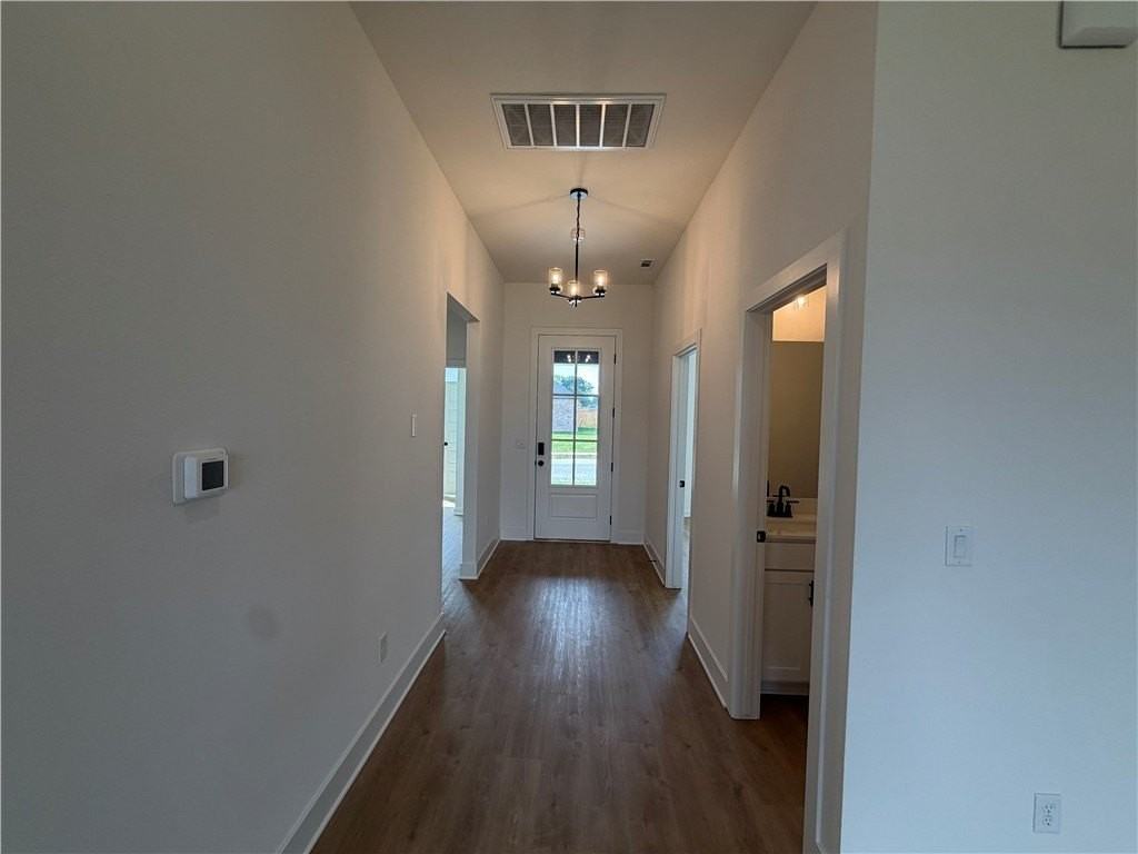 5231 Nicolas Ave - Photo 4 of 31