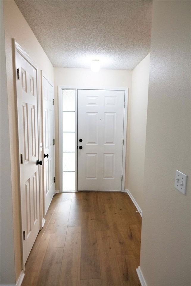 1459 Fredonia St - Photo 5 of 18