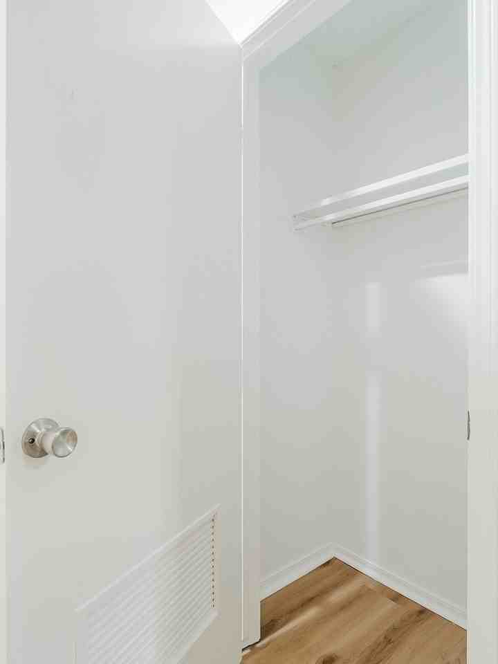 1319 Forest Dr - Photo 4 of 29