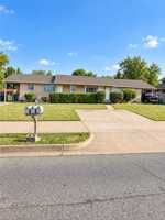 featured image of 1325 W Price Ln