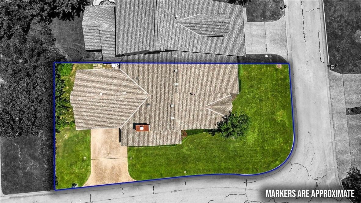 2 S Prairie Dunes Dr - Photo 3 of 42