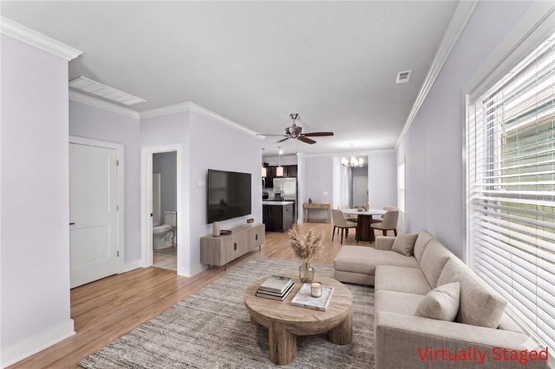 700 Ne Heights Ln - Photo 2 of 41