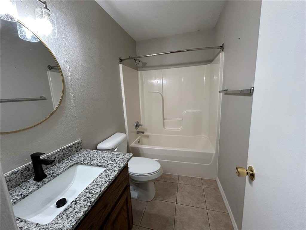 1598 Tolleson Loop #B - Photo 5 of 8
